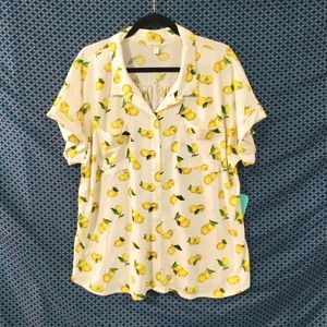 Island Shores - White short sleeve button up with lemon print. NWT. Size - 2XL